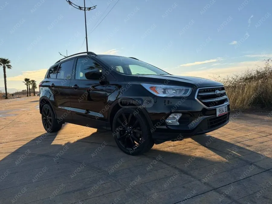 Ford Escape 2019 — photo 2