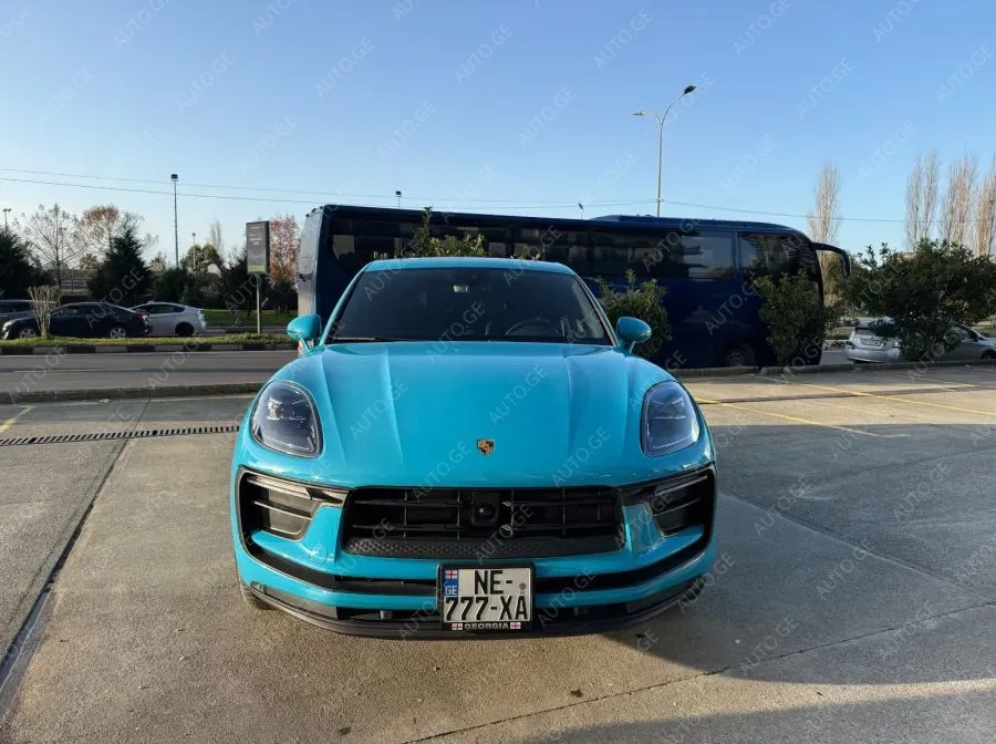 Porsche Macan 2022 — photo 2