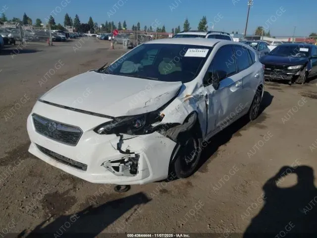 Subaru Impreza 2018 — photo 2