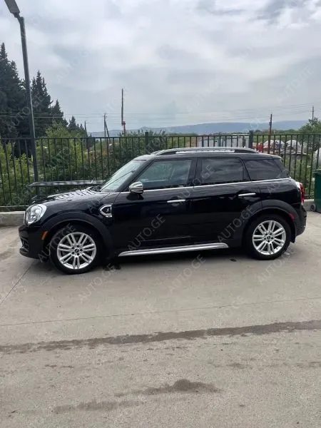 Mini Countryman 2017 — photo 2