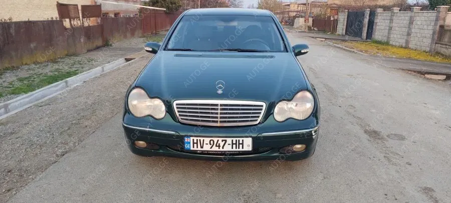 Mercedes-Benz C-200M 2000 — photo 2