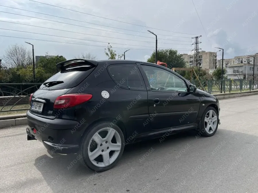 Peugeot 206 2002 — photo 2