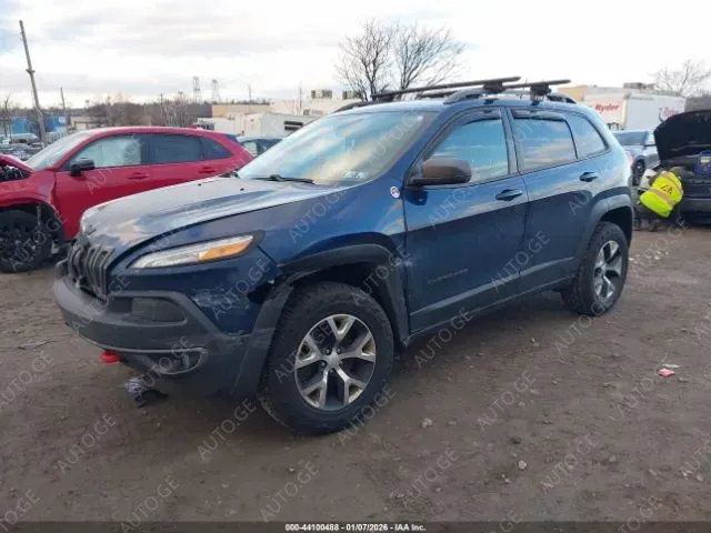 Jeep Cherokee 2018 — photo 2