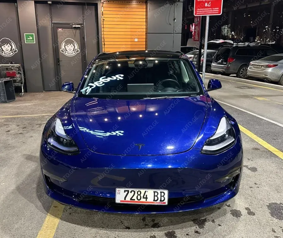 Tesla Model-3-Tesla 2022 — photo 2