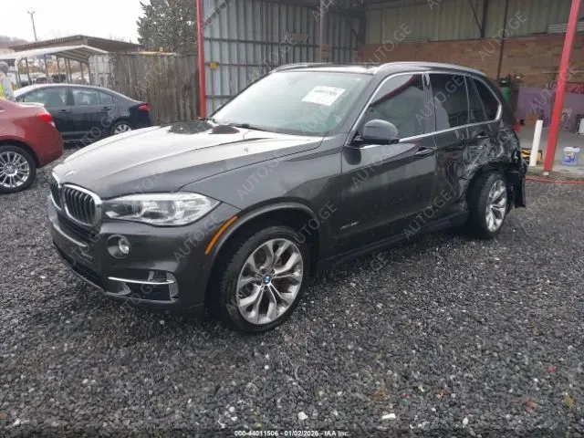 BMW X5 2017 — photo 2