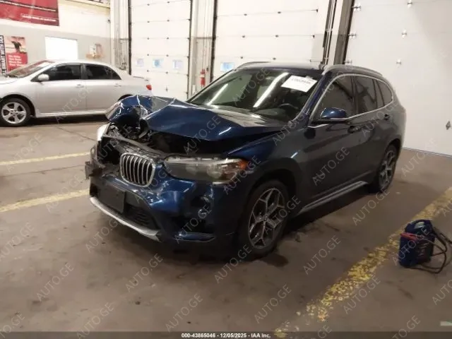 BMW X1 2017 — photo 2