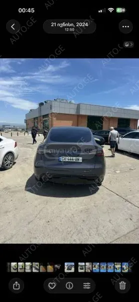 Tesla Model Y 2022 — photo 2