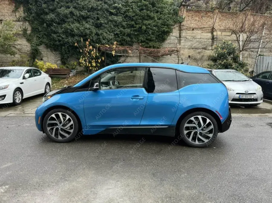 BMW i3 2017 — photo 2