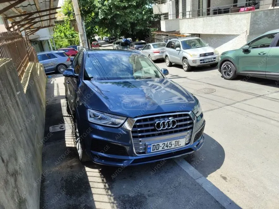 Audi Q3 2018 — photo 2