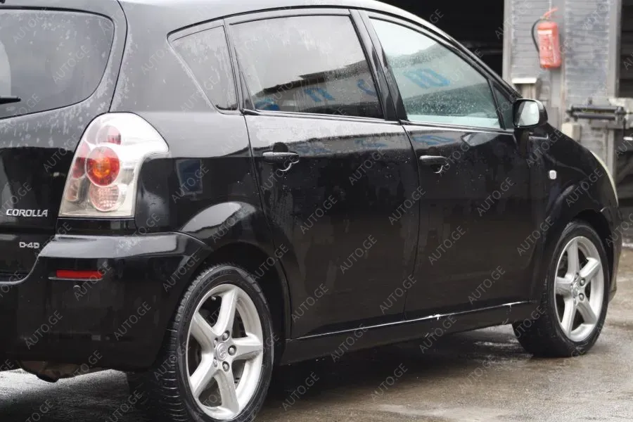 Toyota Corolla 2006 — photo 2