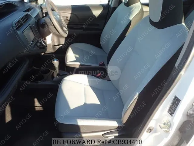 Toyota Aqua 2020 — photo 2