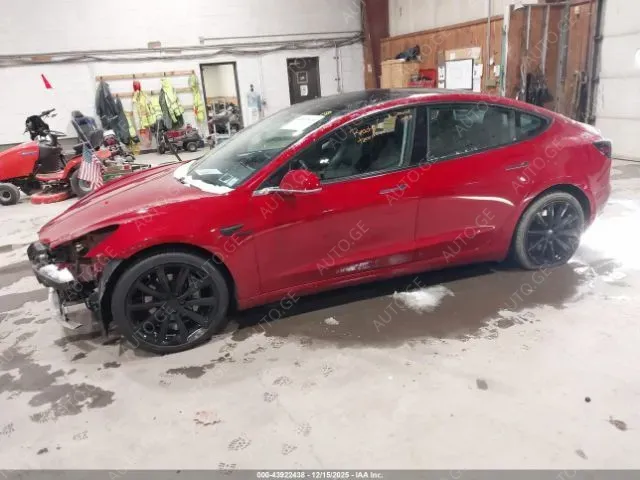 Tesla Model-3-Tesla