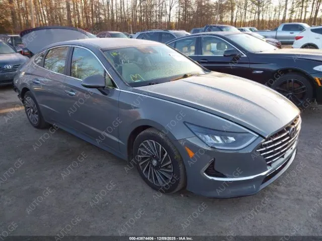 Hyundai Sonata 2022 — photo 2
