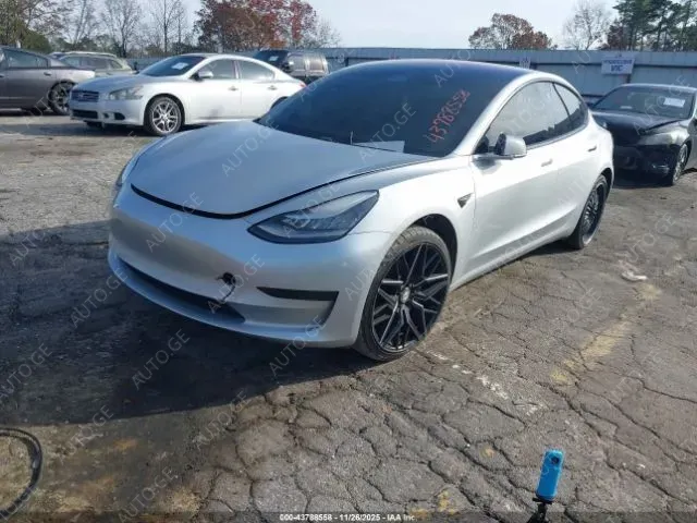 Tesla Model-3-Tesla 2018 — photo 2