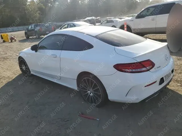 Mercedes-Benz C-300-Merc 2016 — photo 2