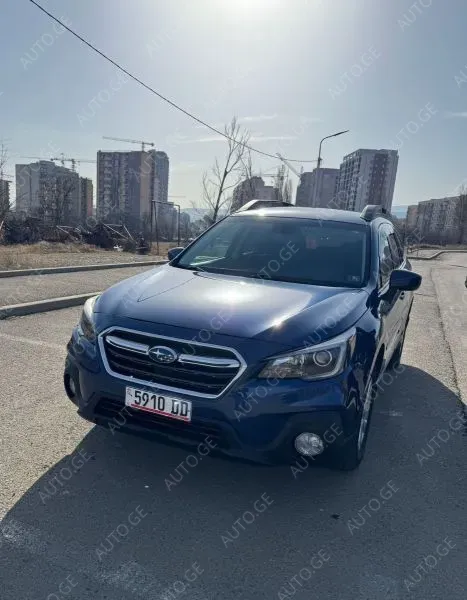 Subaru Outback 2018 — photo 2