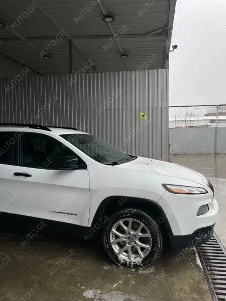 Jeep Cherokee 2015 — photo 2