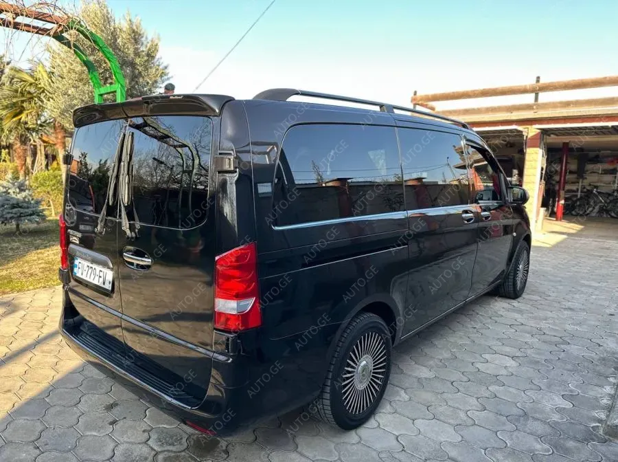 Mercedes-Benz Metris 2017 — photo 2