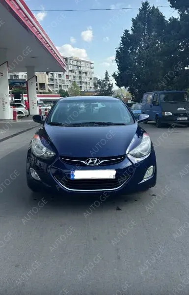 Hyundai Elantra 2013 — photo 2