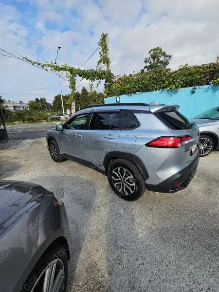 Toyota Corolla-Cross 2024 — photo 2