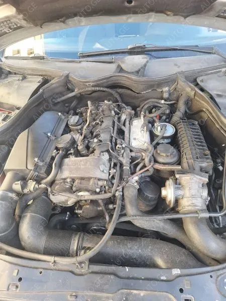 Mercedes-Benz C-220M 2003 — photo 2