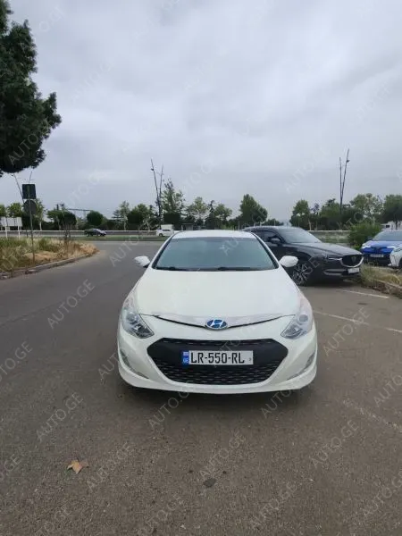 Hyundai Sonata 2014 — photo 2