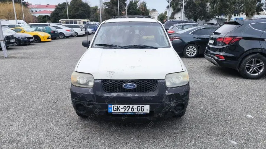 Ford Escape 2005 — photo 2