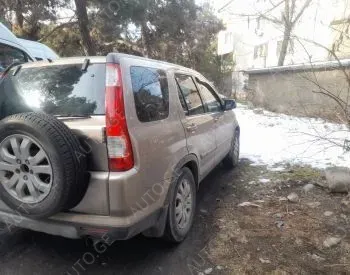 Honda CR-V 2005 — photo 2