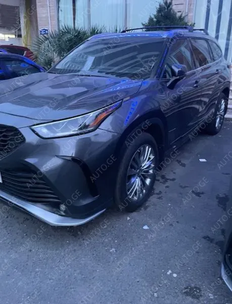 Toyota Highlander 2024 — photo 2