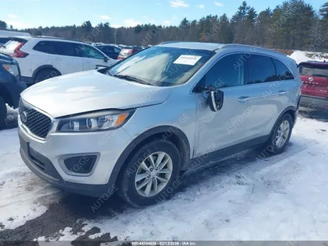Kia Sorento 2016 — photo 2