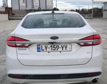 Ford Fusion 2018 — photo 2