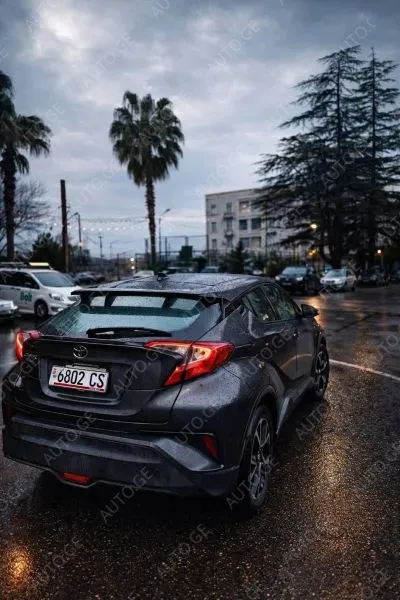 Toyota C-HR