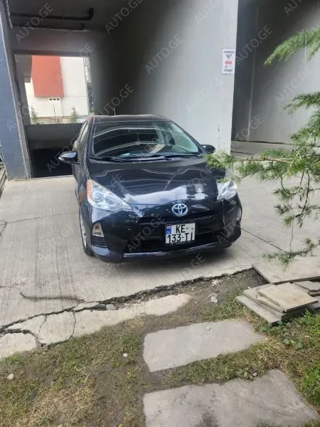 Toyota Prius C