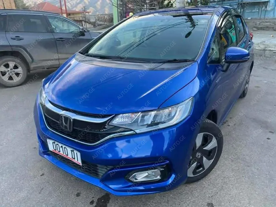 Honda Fit 2018 — photo 2