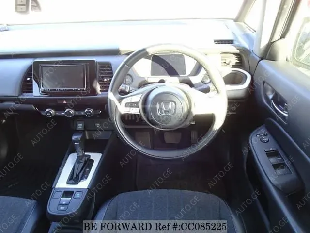Honda Fit 2022 — photo 2