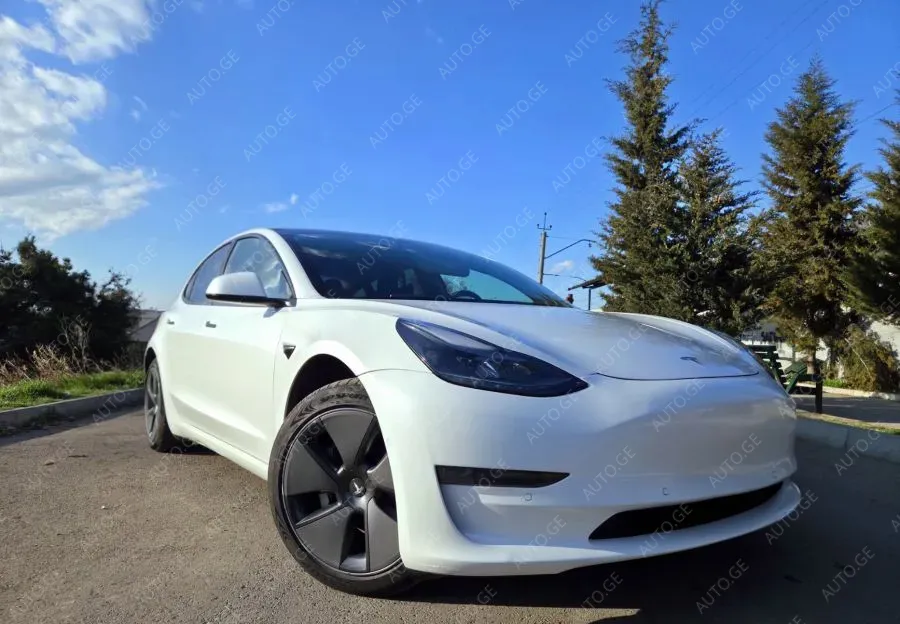 Tesla Model-3-Tesla 2021 — photo 2