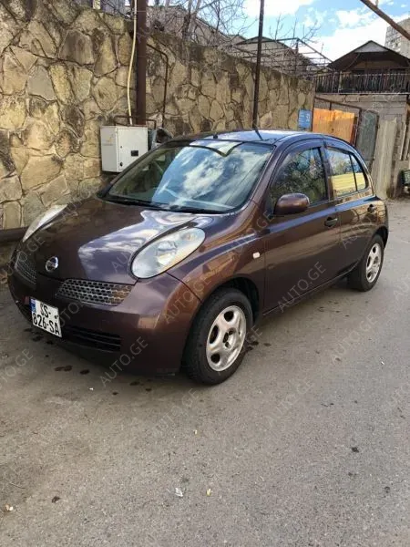 Nissan March