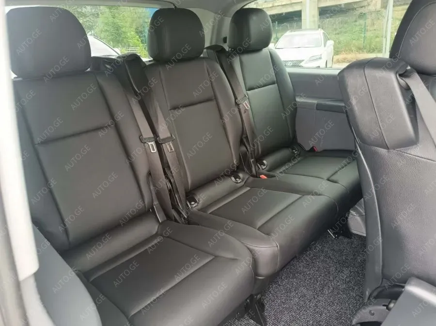 Mercedes-Benz Vito 2009 — photo 2