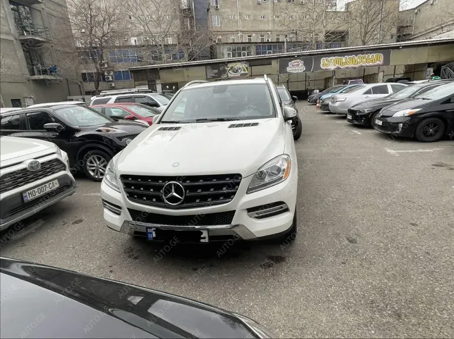 Mercedes-Benz Ml-350S 2012 — photo 2