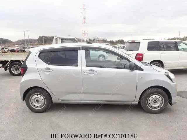 Daihatsu Mira 2021 — photo 2