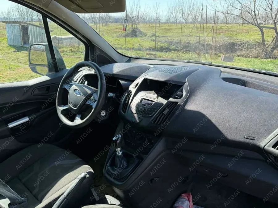 Ford Transit Connect 2015 — photo 2