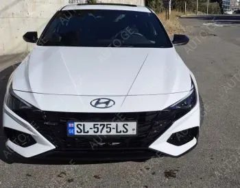 Hyundai Elantra 2023 — photo 2