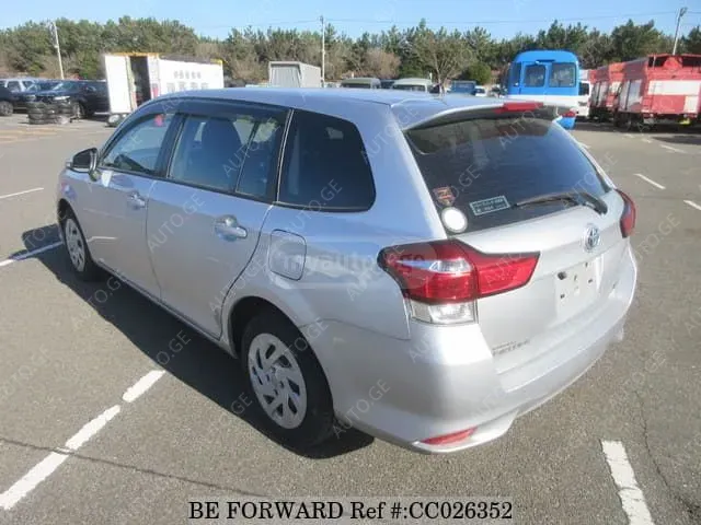Toyota Corolla 2021 — photo 2