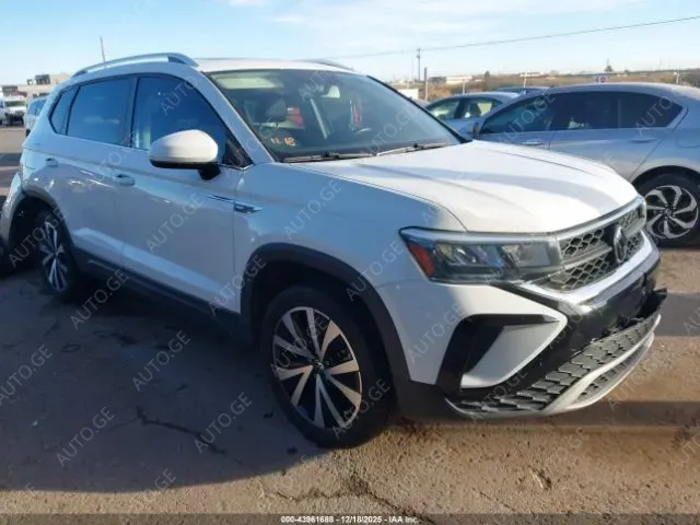 Volkswagen Taos