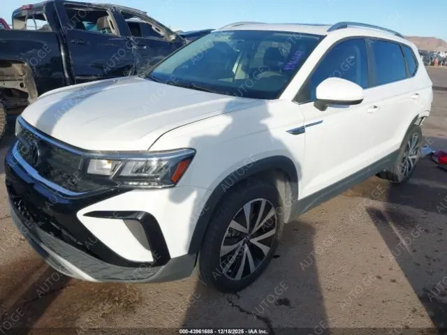Volkswagen Taos 2022 — photo 2