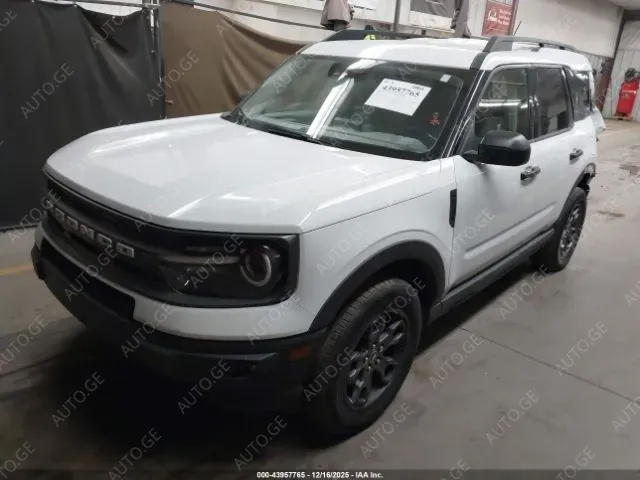 Ford Bronco 2022 — photo 2