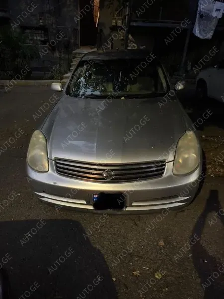 Nissan Skyline 2001 — photo 2