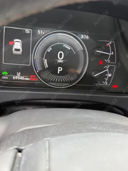 Lexus Ux250H 2019 — photo 2