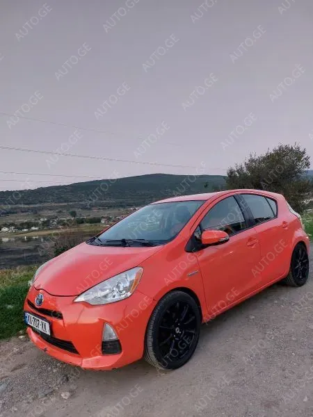 Toyota Prius C