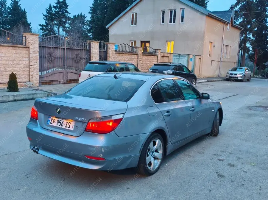 BMW 530 2005 — photo 2